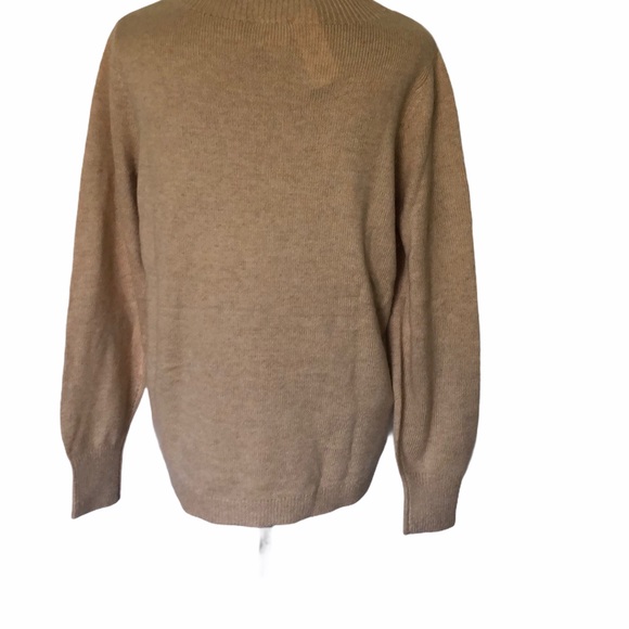 Chico’s Cheetahs on the prowl Sweater Small - Picture 2 of 14